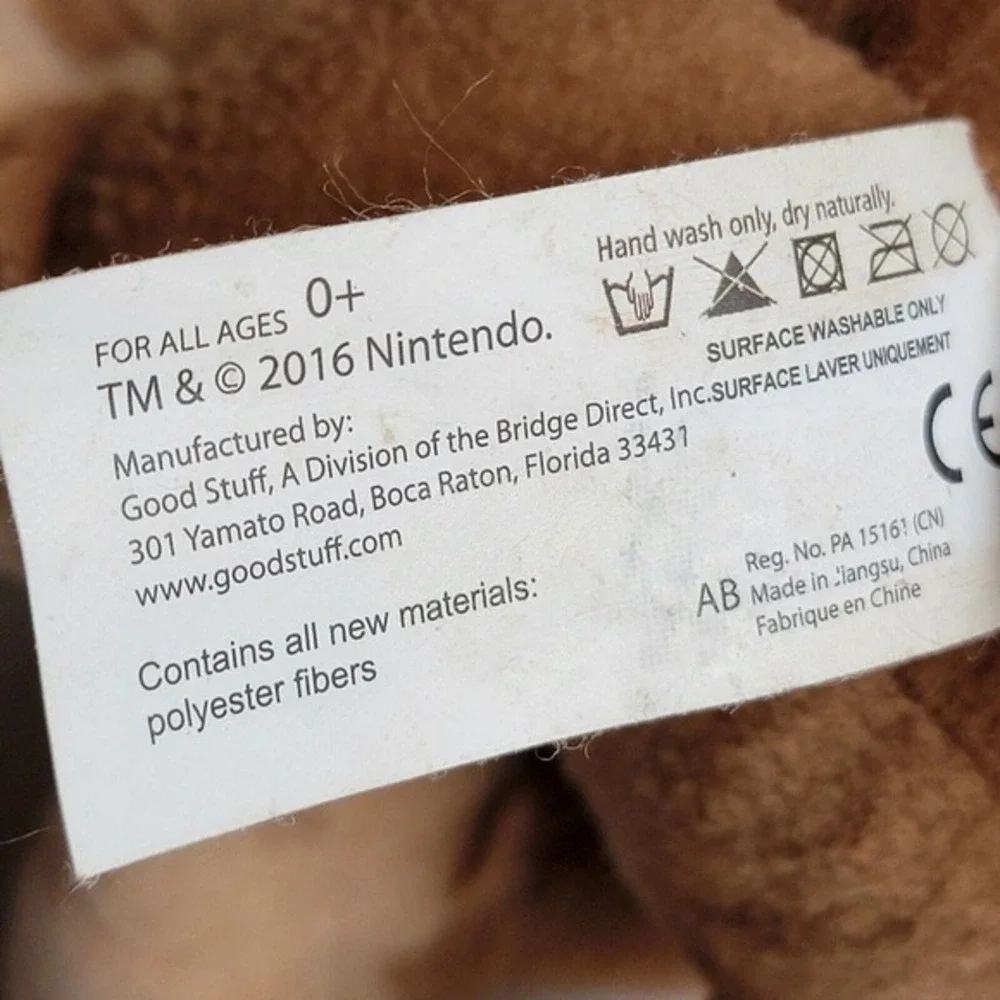 SUPER‎ MARIO Hard Solid Plastic Figure & DK Donkey Kong Plush